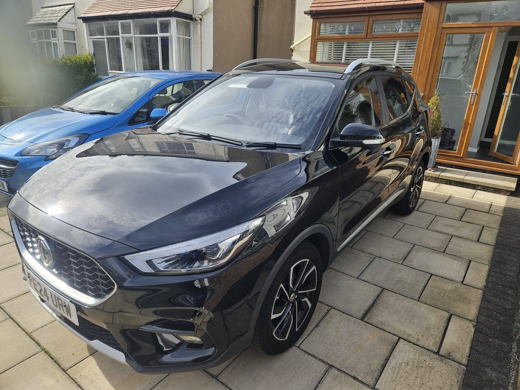 MG ZS