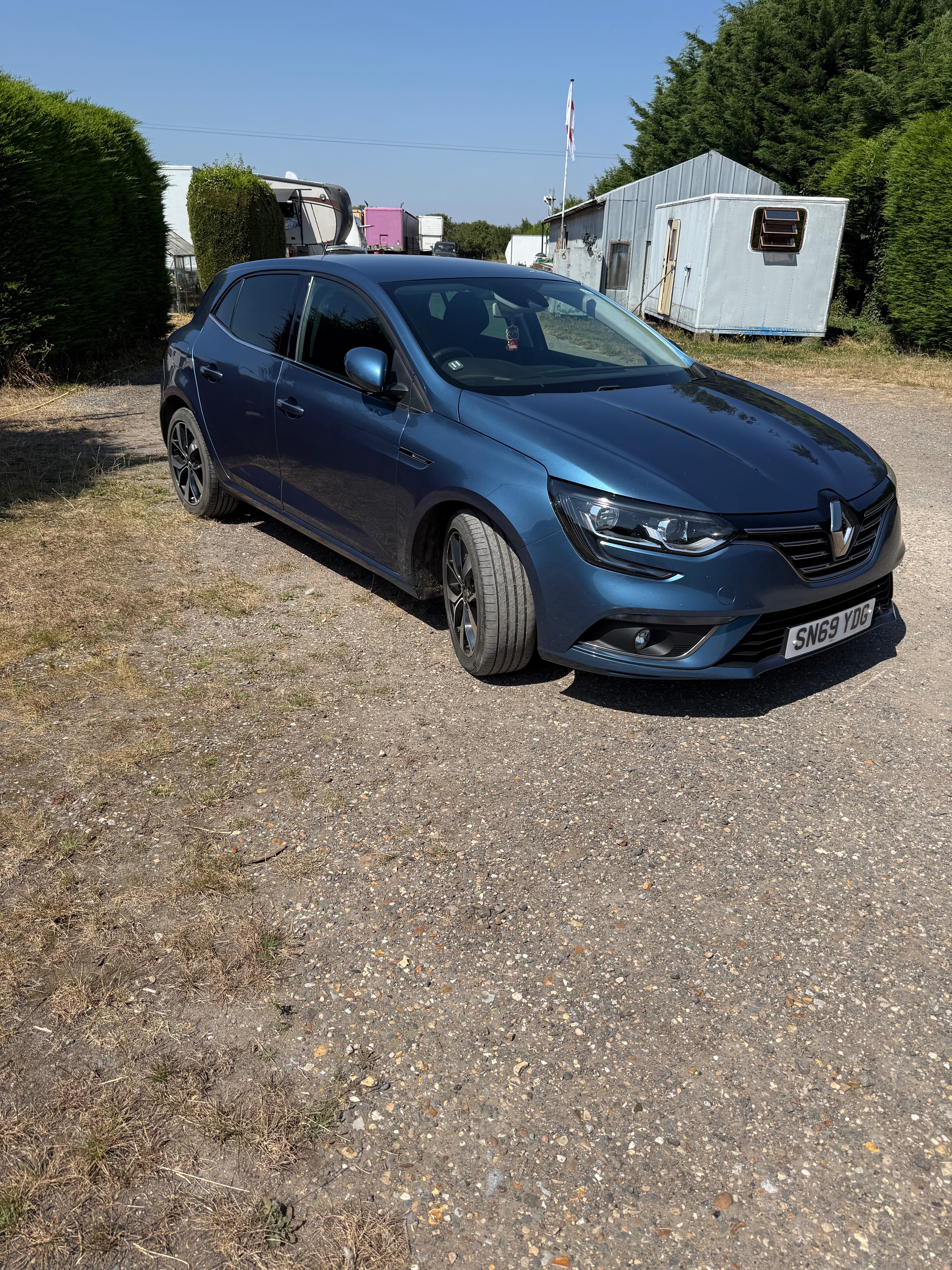 driver_front_side