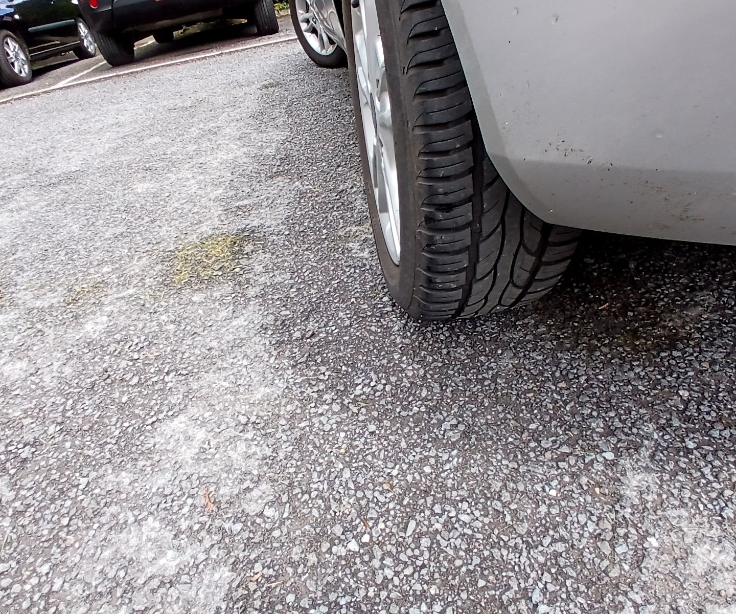 passenger_rear_side_tyre