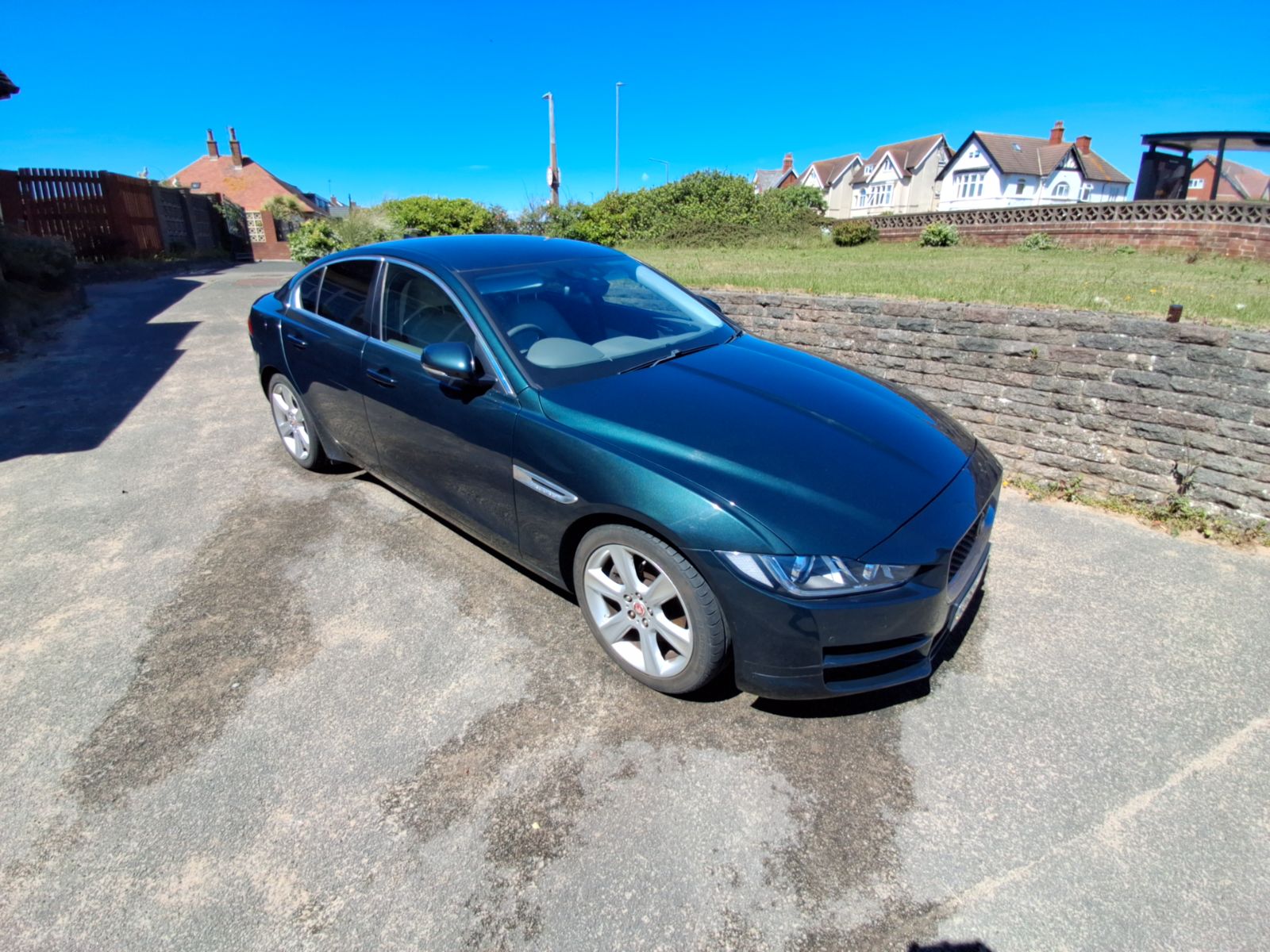driver_front_side