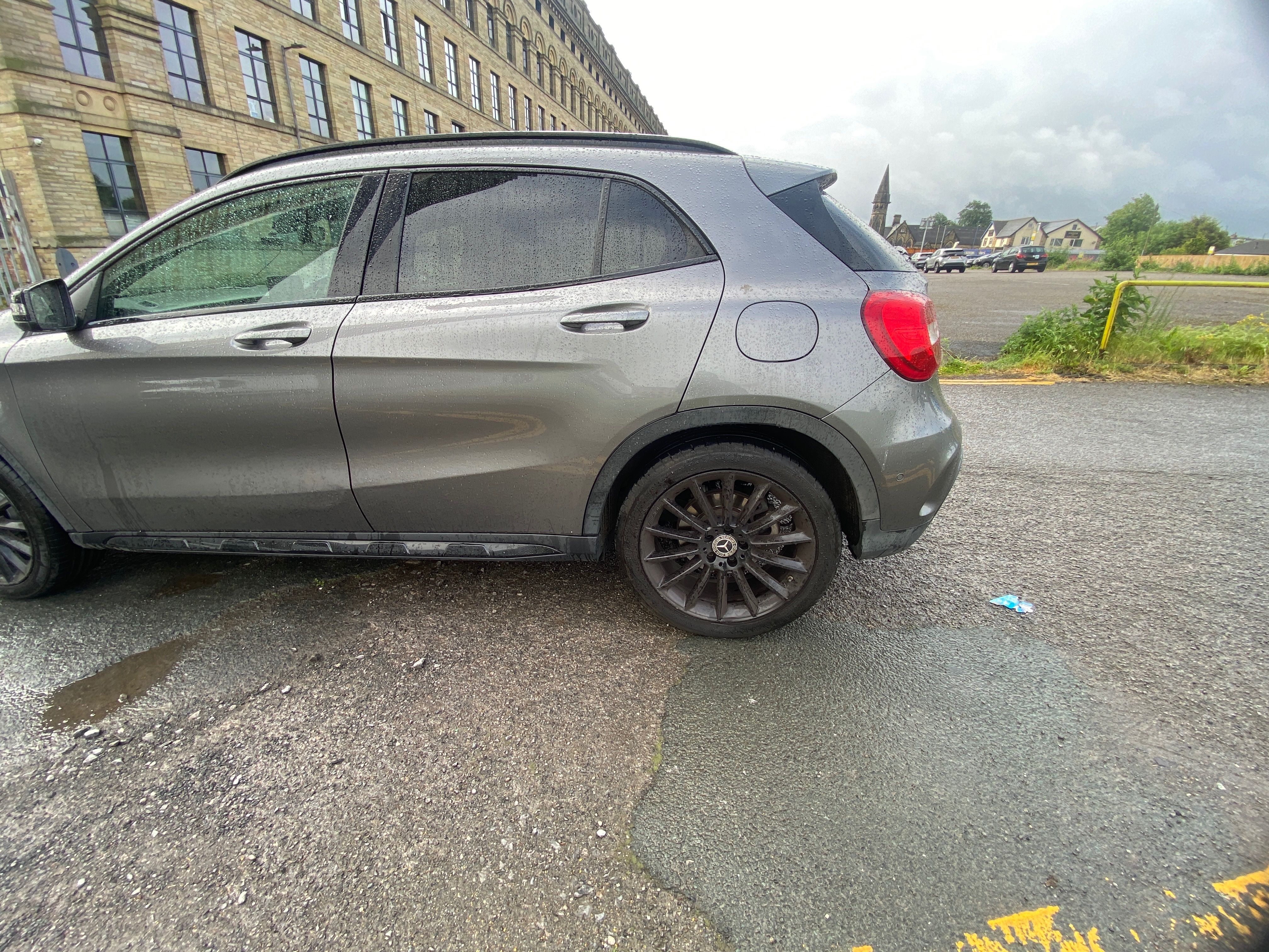 passenger_rear_side_alloy
