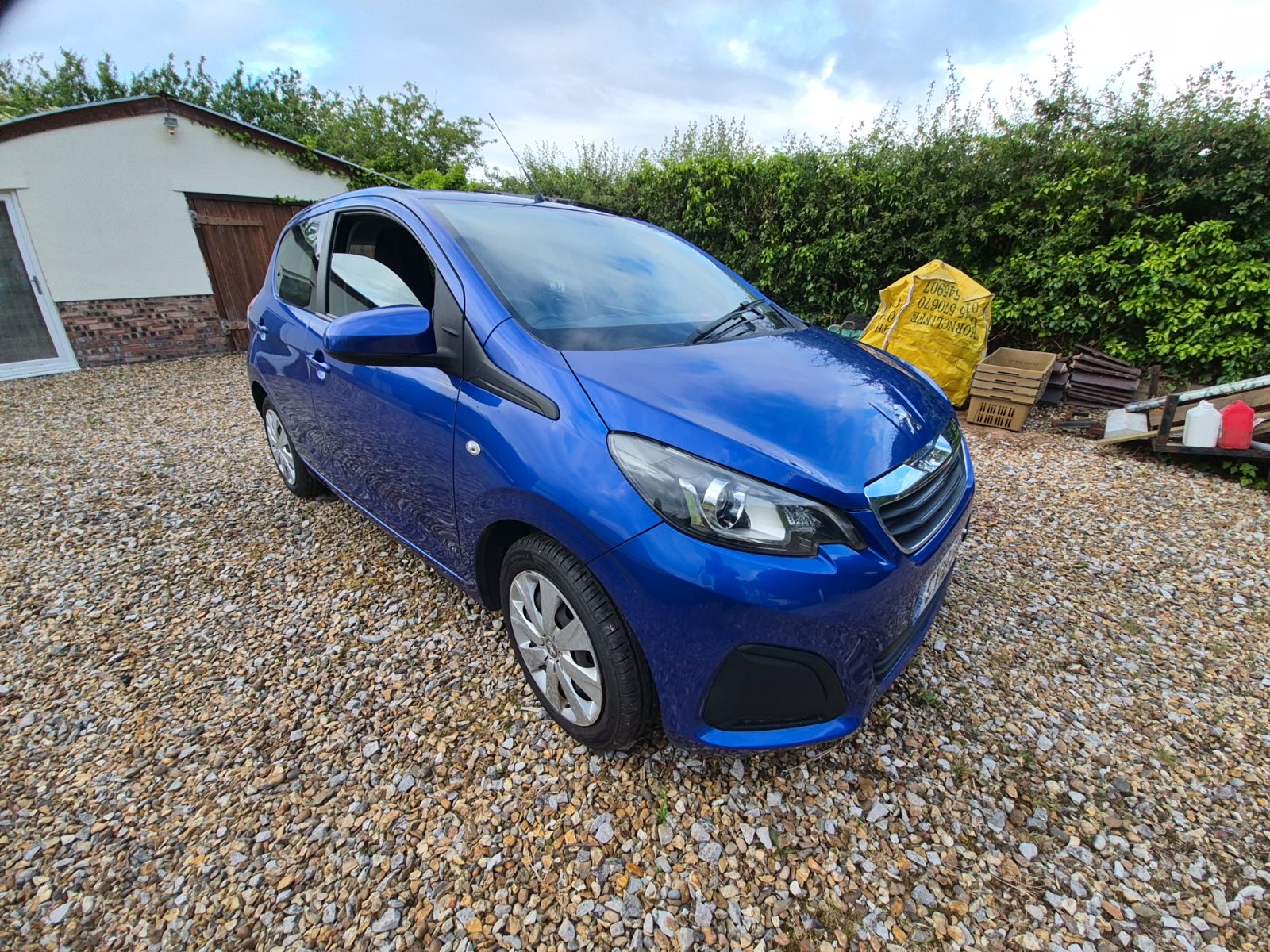 driver_front_side