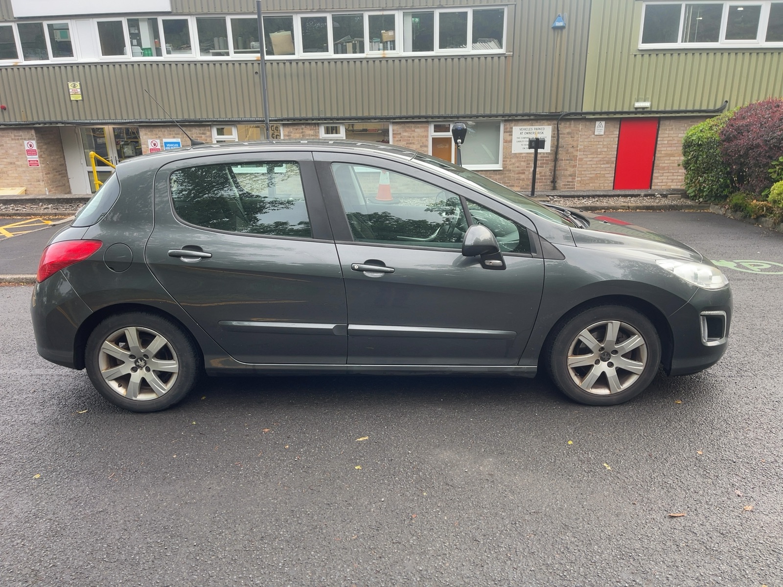 driver_front_side