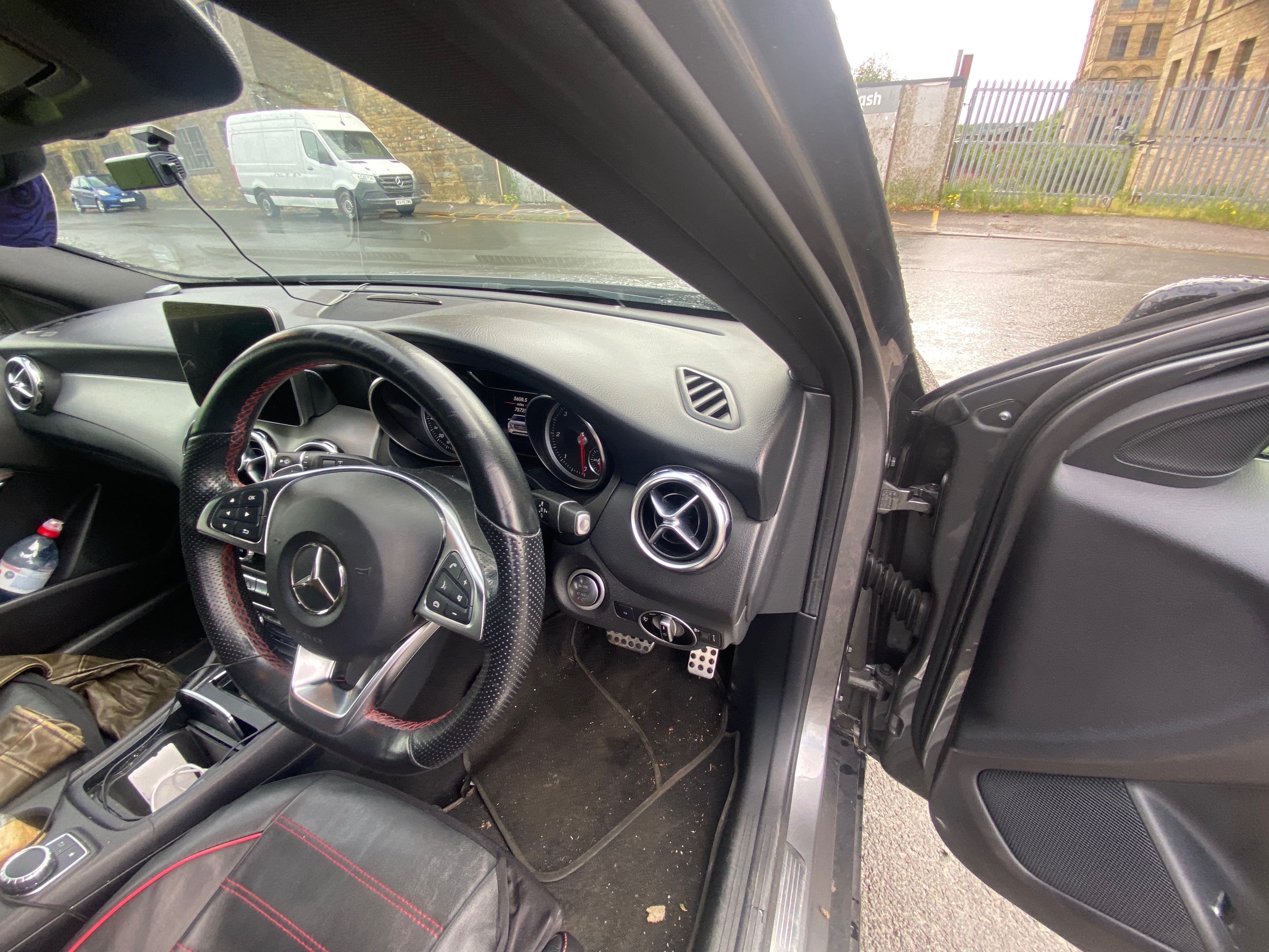 interior_front