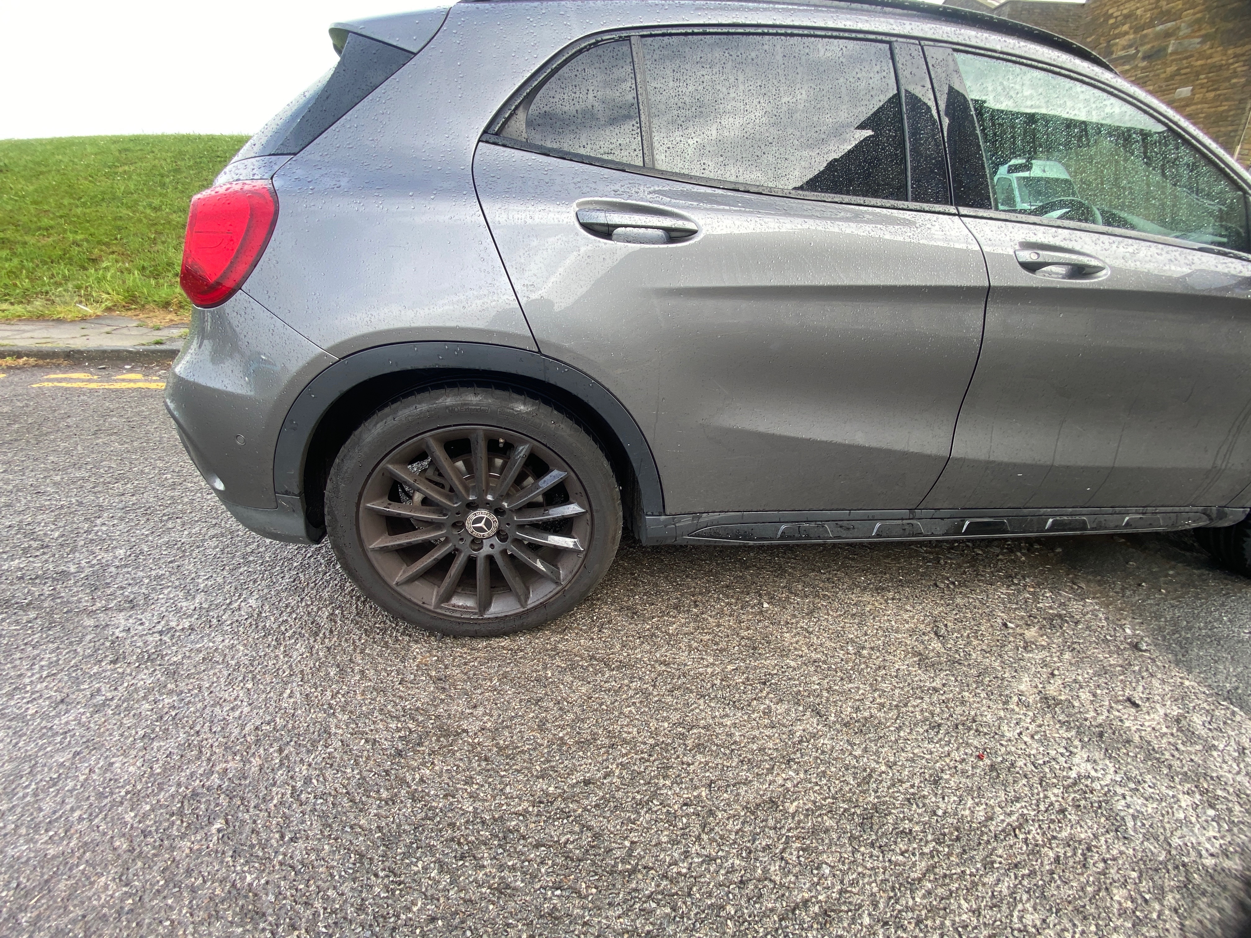 driver_rear_side_alloy