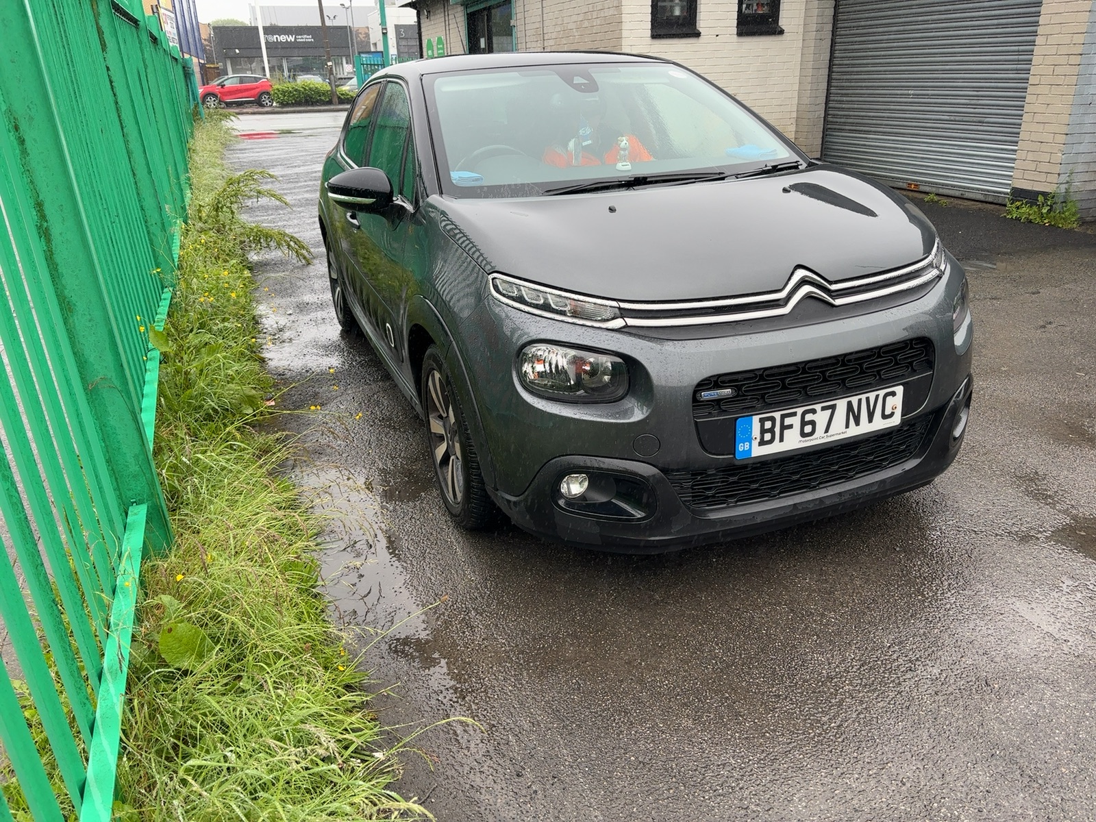 driver_front_side