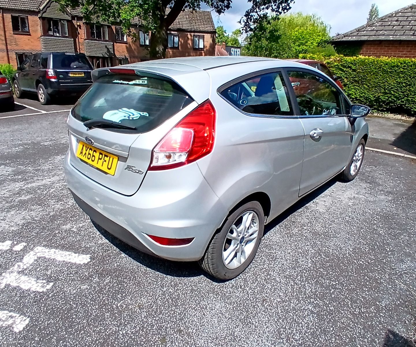 driver_rear_side
