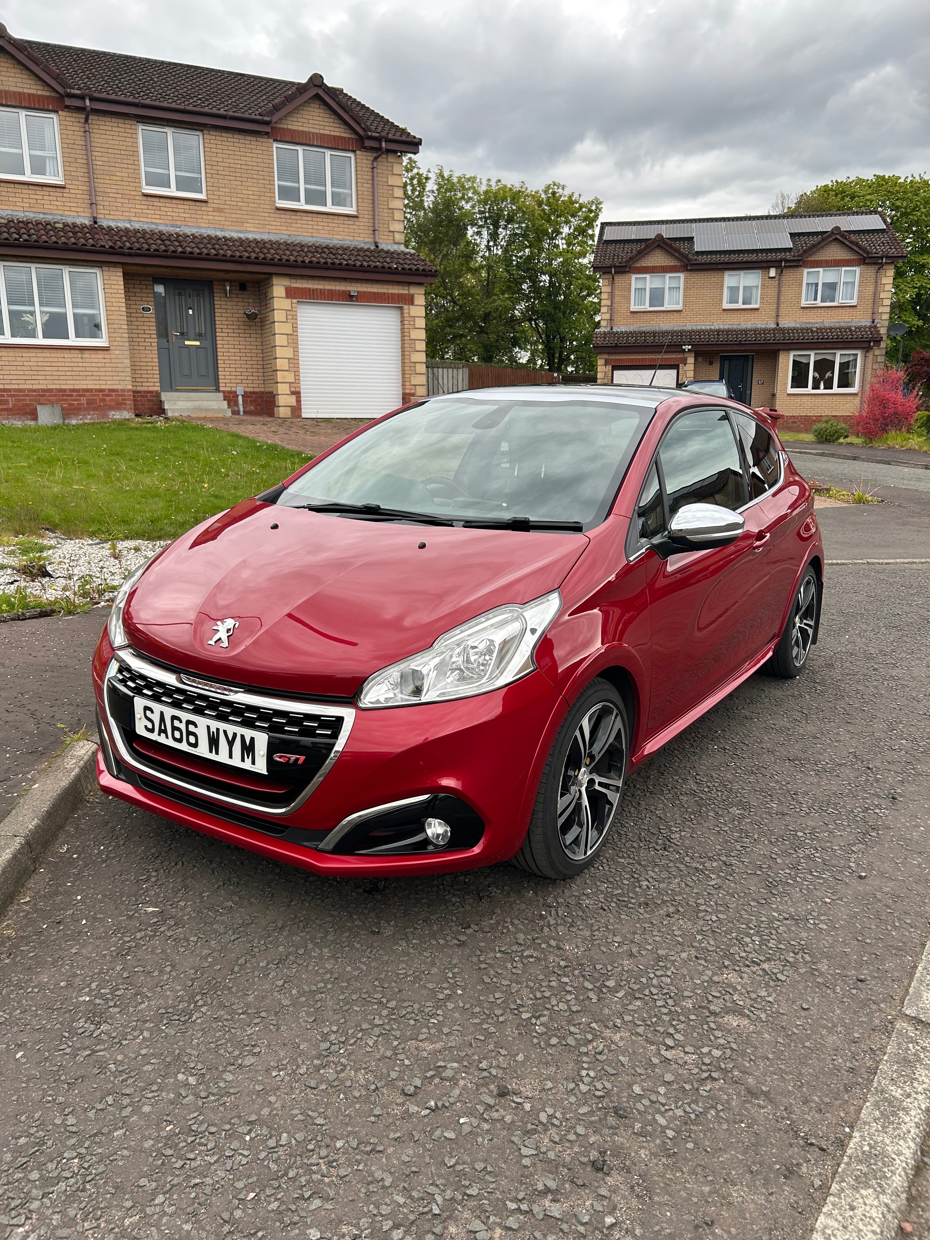 Peugeot 208 GTi