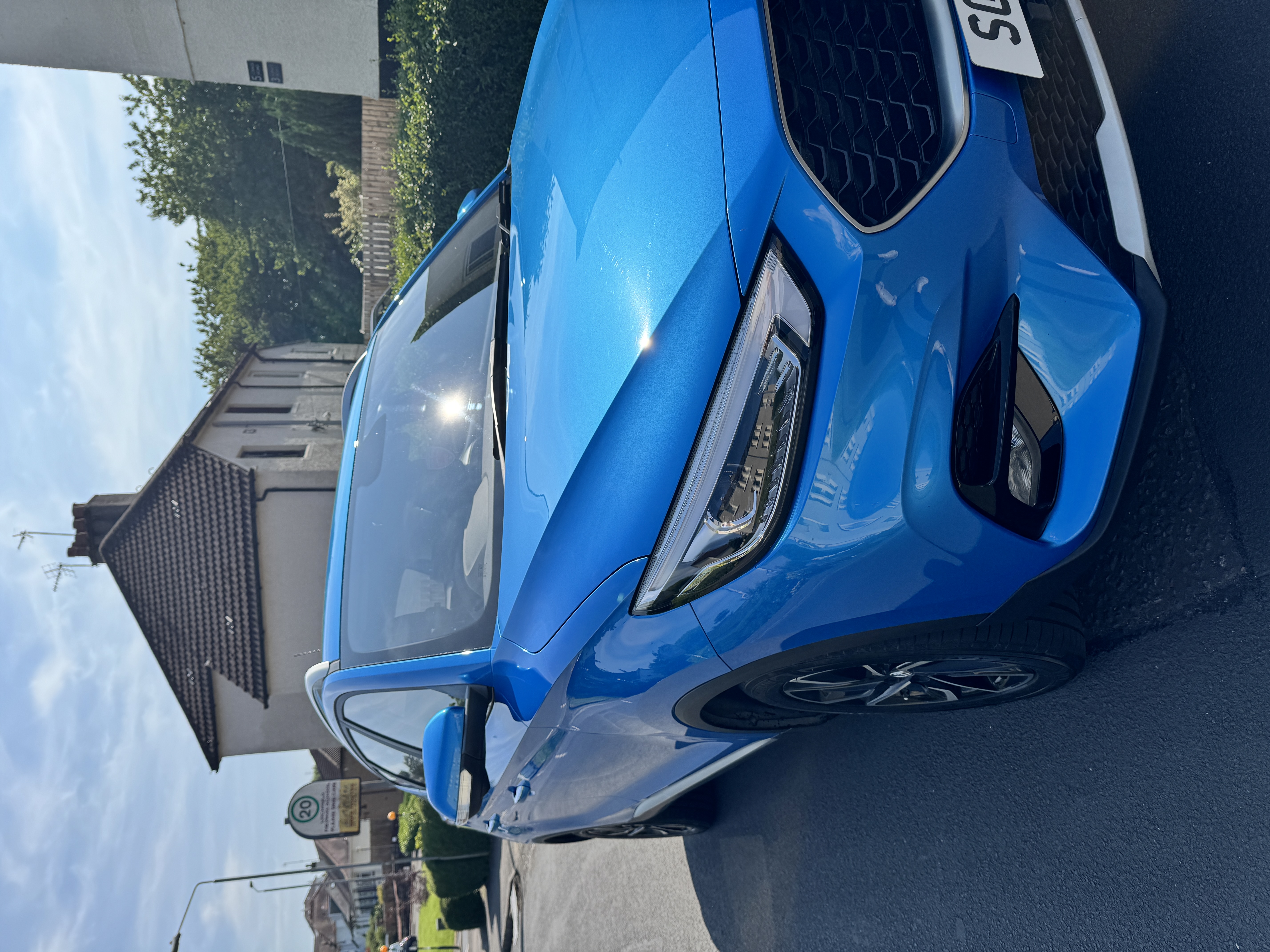 driver_front_side